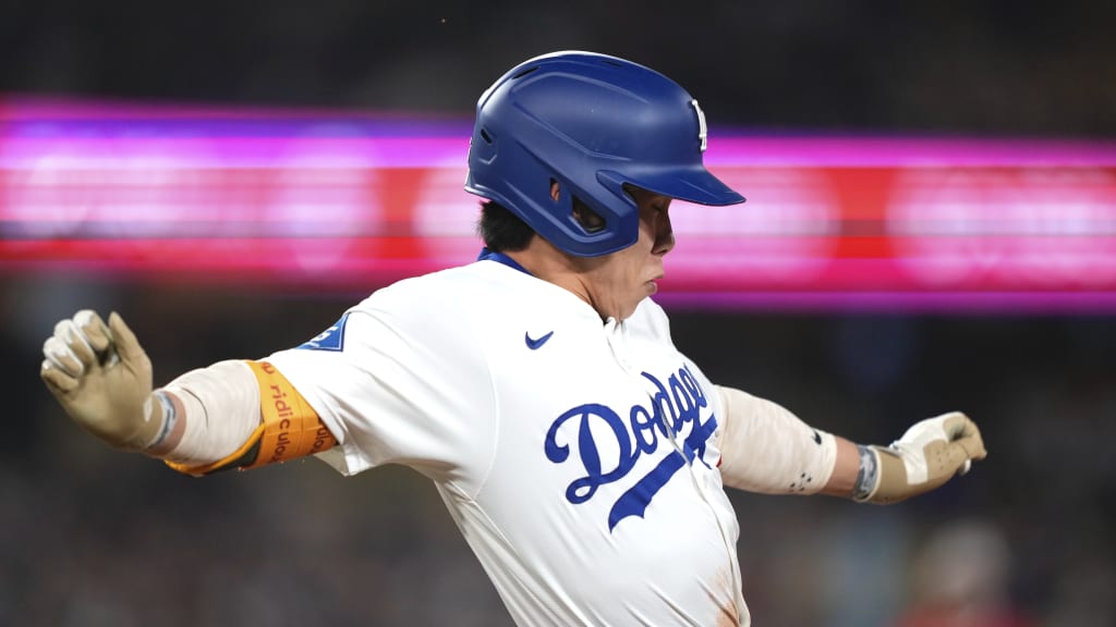 Hyeseong Kim reaches base for nine straight PAs