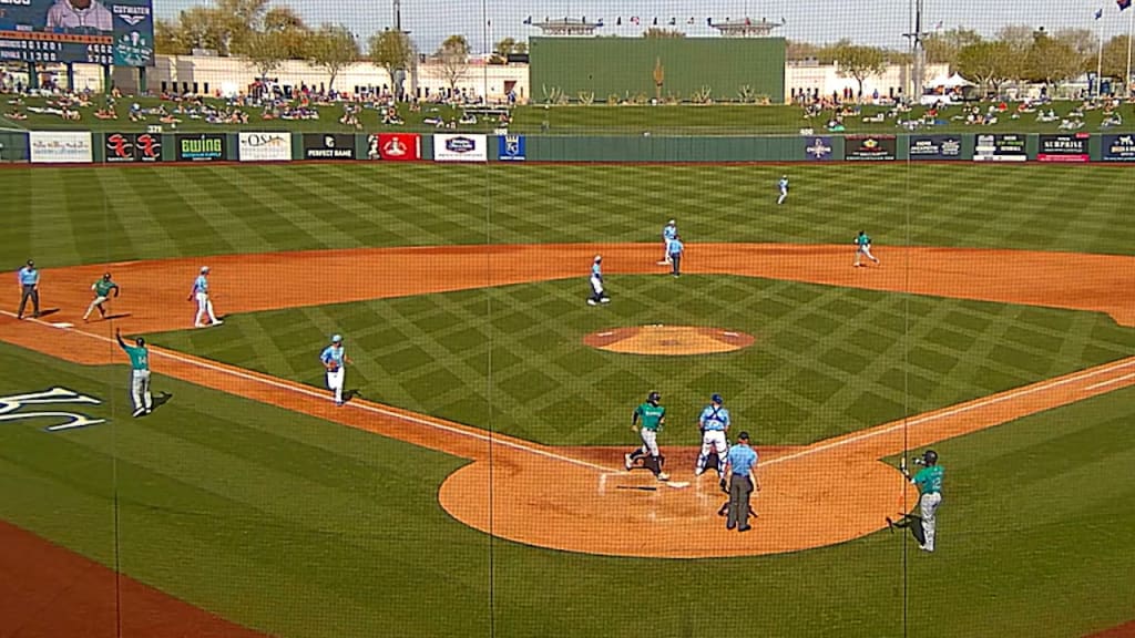 Mariners score two runs on error