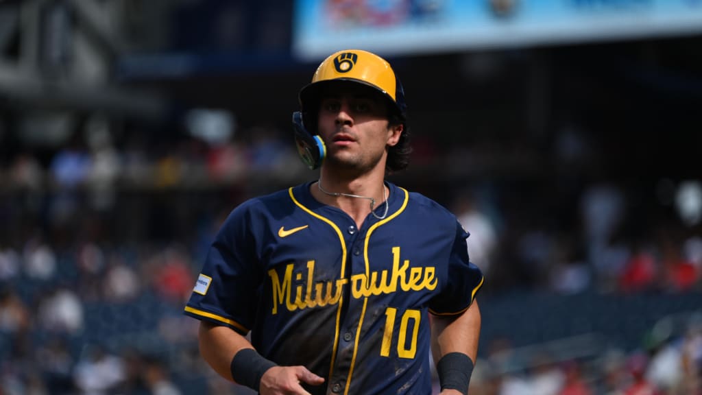 Sal Frelick exits due to left knee soreness