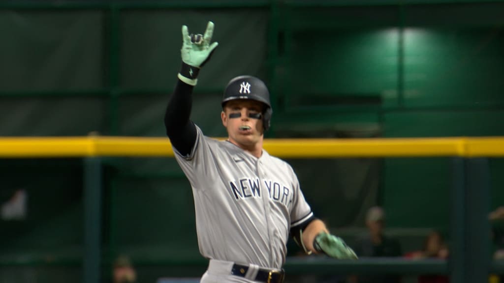 Bader has two singles, three RBI in Yankees debut