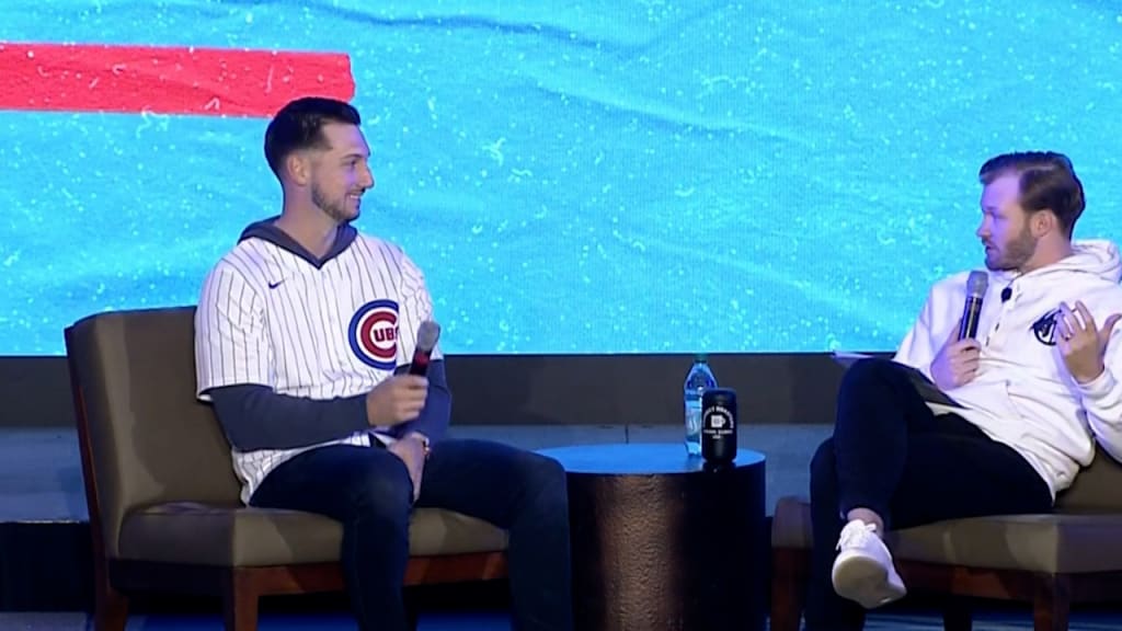 Ian Happ interviews Kyle Tucker at Cubs Convention