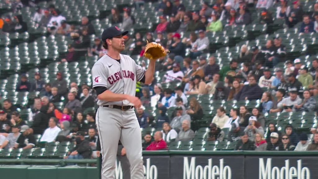 Shane Bieber Guardians jersey