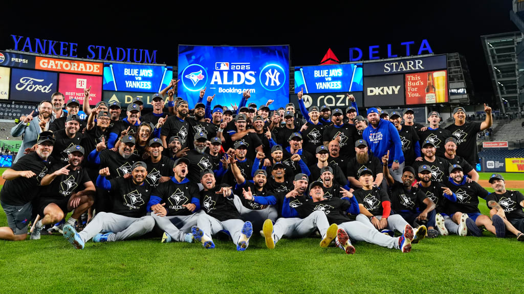 Blue Jays advance to ALCS