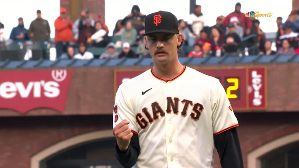 San Francisco Giants pitcher Sean Hjelle during a baseball game