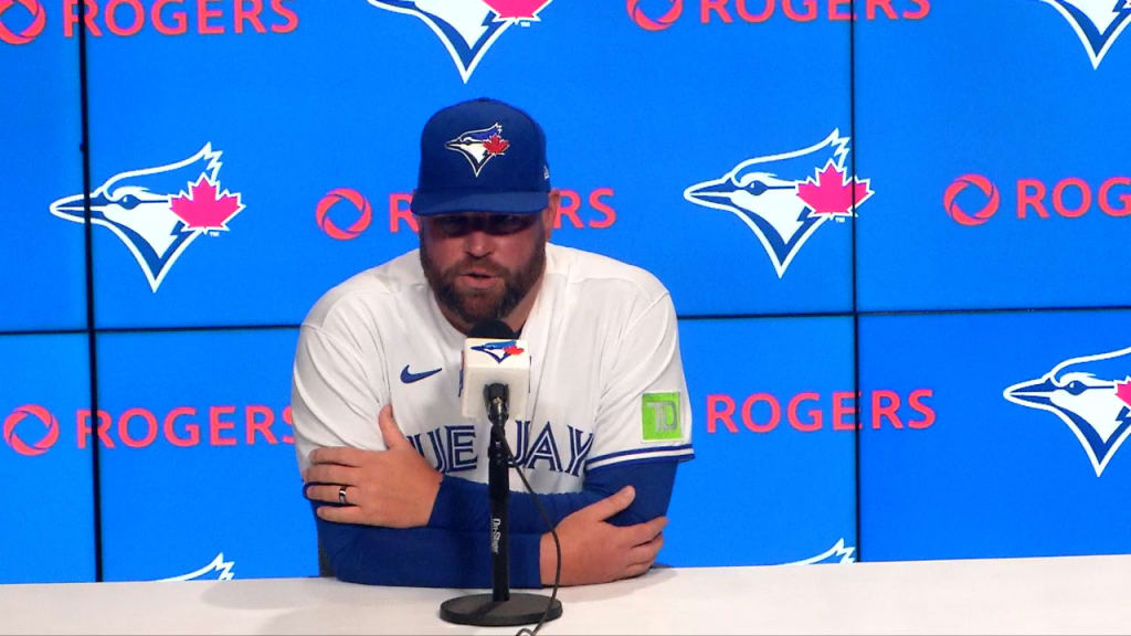 Breaking down John Schneider's decisions in Blue Jays loss