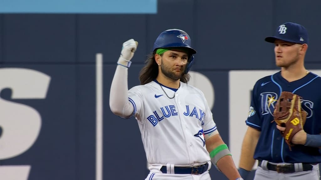 Photo: Blue Jays Bo Bichette Hits Three RBI Double - PIT2022090343 