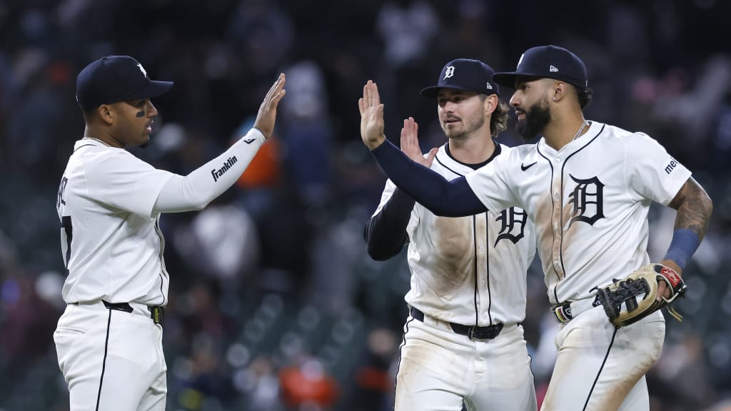 Andy Ibáñez nice play seals the Tigers' 6-1 win | 04/17/2025