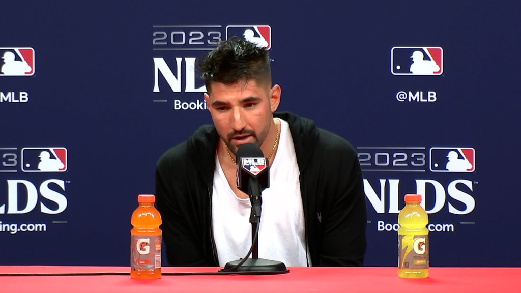 Nick Castellanos' son, Liam, loses it as dad crushes another Phillies homer
