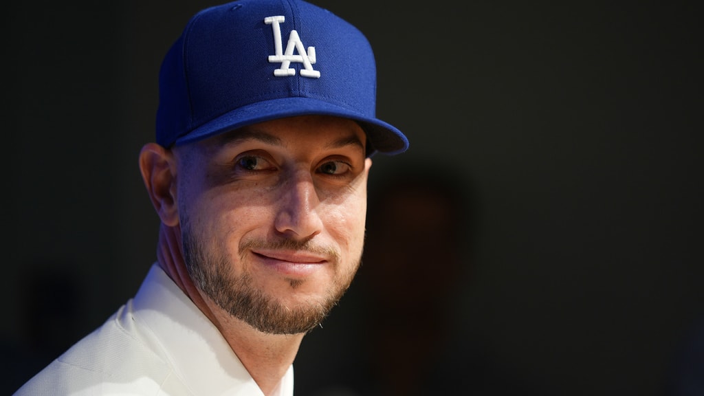 Kyle Tucker on joining the Dodgers, new number, more