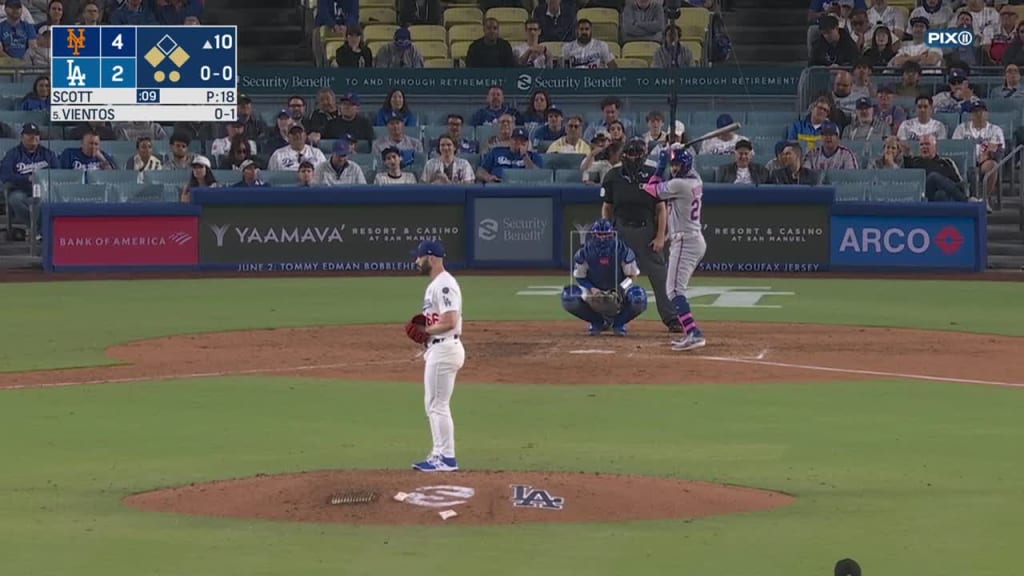 Vientos tweaks hamstring