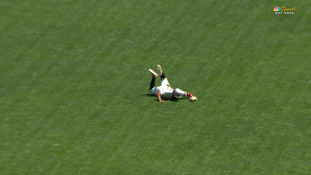 Luis Matos' nice diving catch