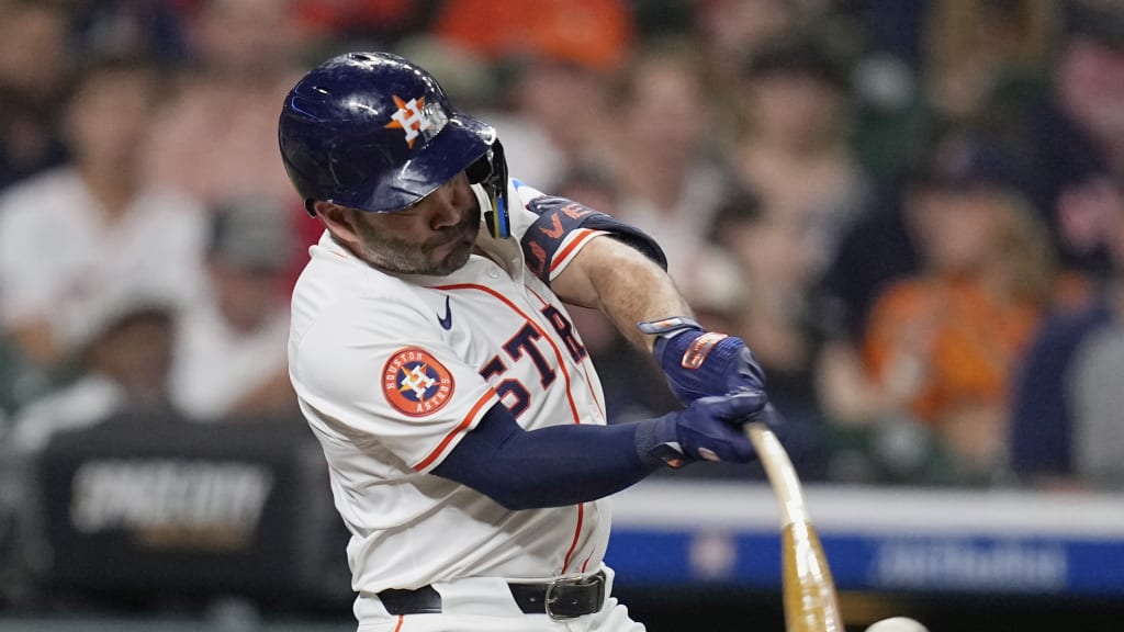 Jose Altuve's 2,300th career hit