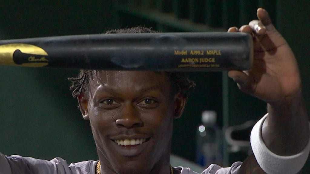 Jazz Chisholm Jr. uses Aaron Judge's bat