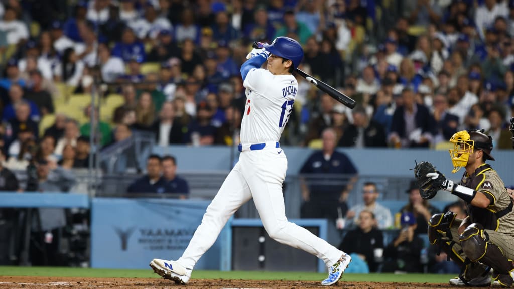 Shohei Ohtani singles in bottom of the 6th