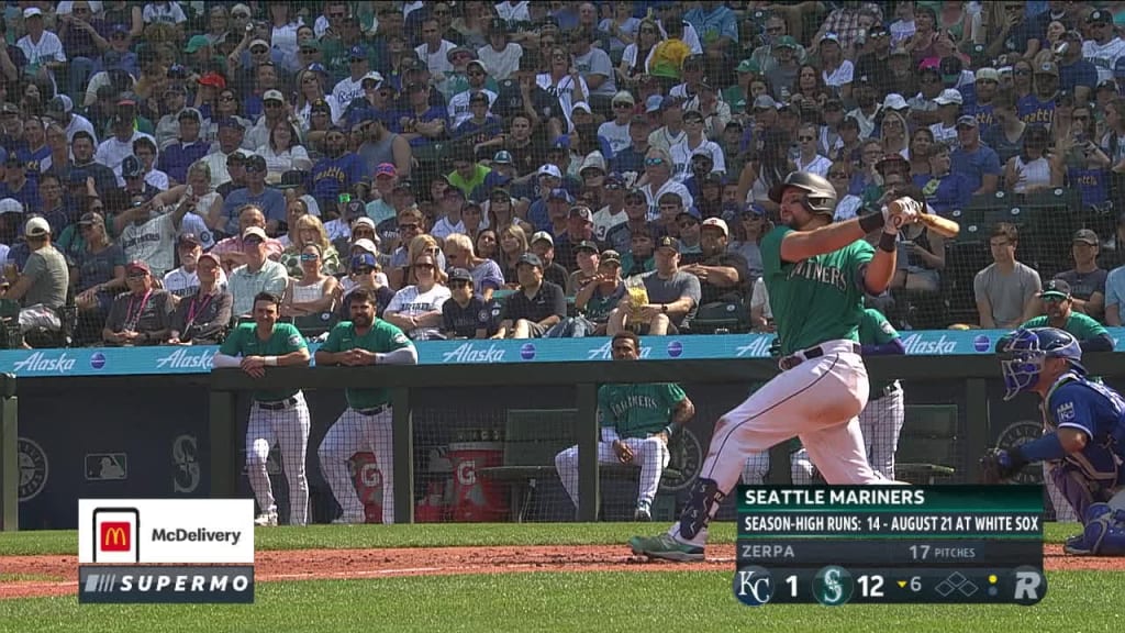 Highlight] Cal Raleigh and the Mariners walk-off the Yankees. : r
