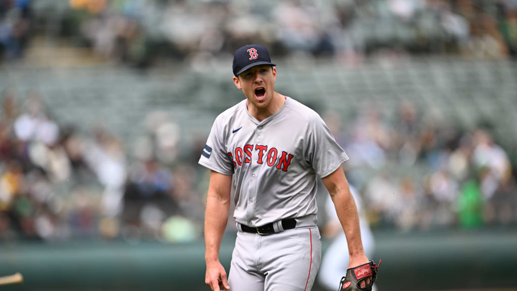 Nick Pivetta escapes a bases-loaded jam