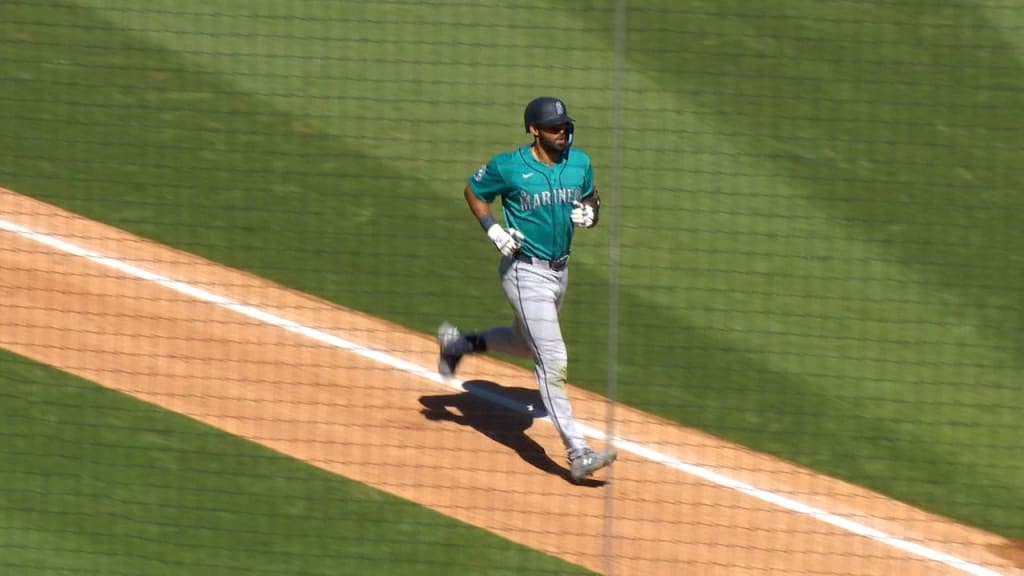 Brennen Davis' solo home run