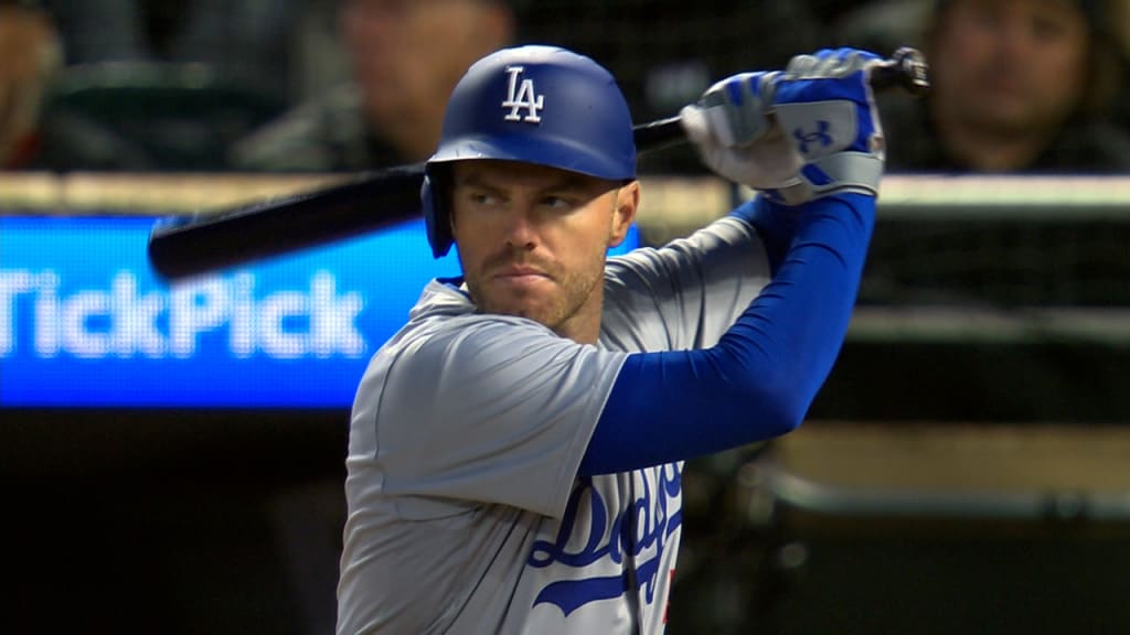 Freddie Freeman pega sencillo en la 6ta entrada | 08/04/2024 | Los Dodgers de Los Angeles