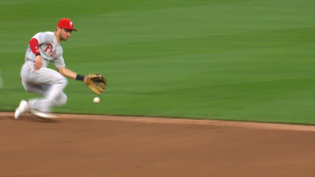 Trea Turner's silky sliding stop