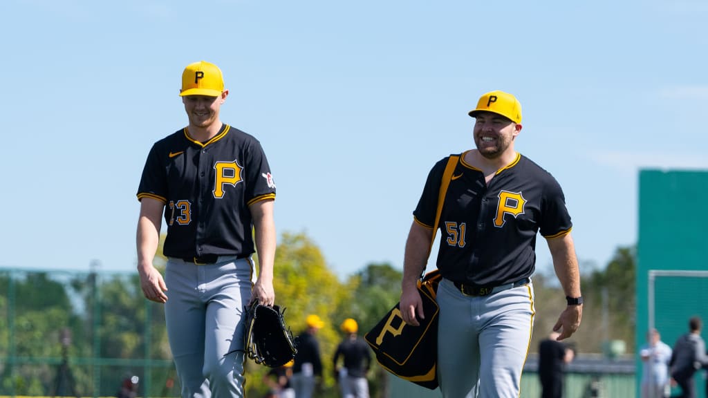 Pirates arrive at LECOM Park for Spring Training