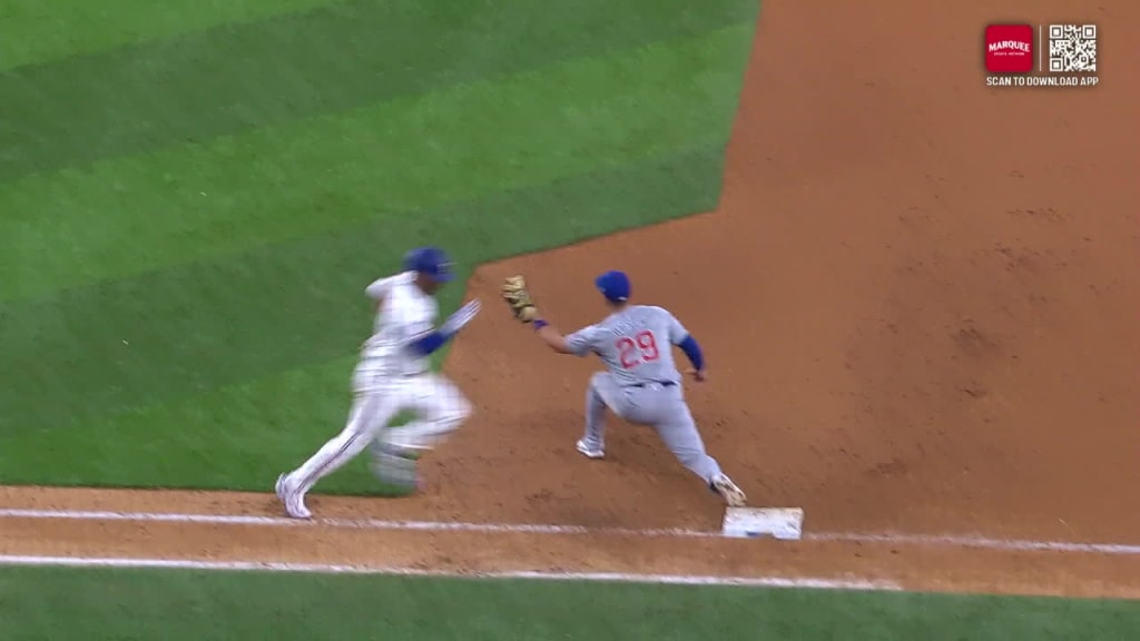Dansby Swanson's sliding stop