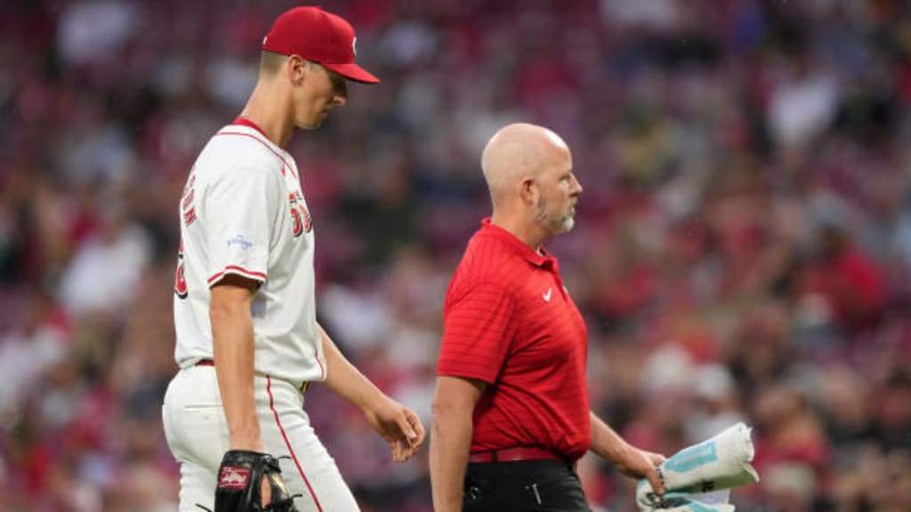 Brandon Williamson exits Reds' win with elbow injury