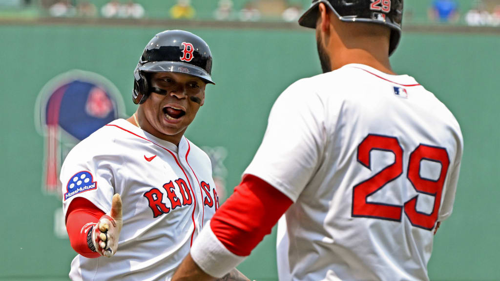 Red Sox score five runs in the 1st inning