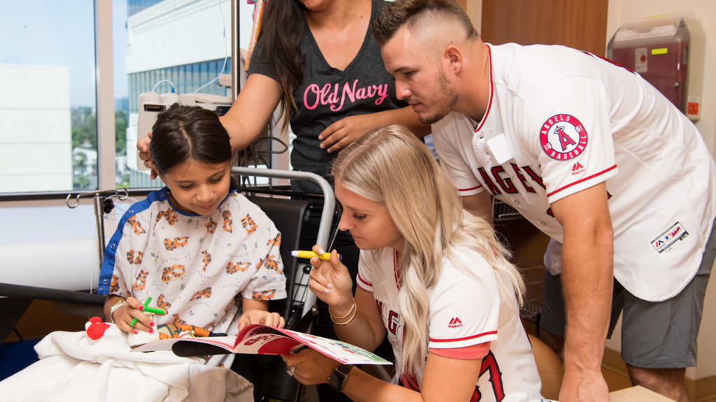 Los Angeles Angels on X: Positivity. Philanthropy. Character. Community. @ MikeTrout is our nominee for the Roberto Clemente Award! Learn more about  Mike's work in the community and vote now at    /