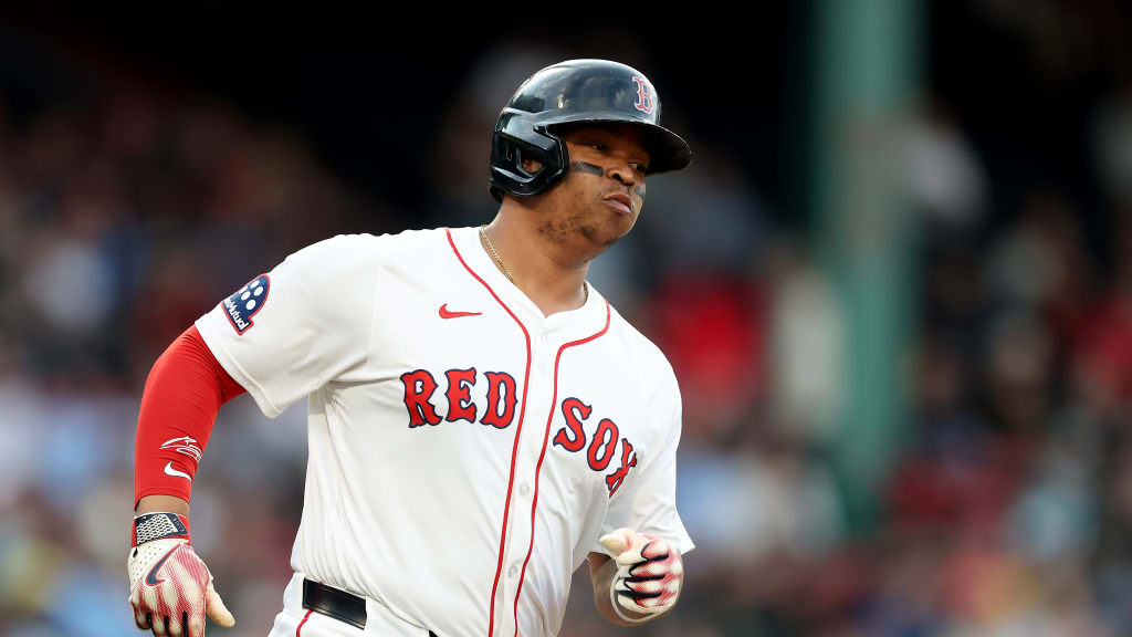 Giants reportedly acquire Rafael Devers from Red Sox