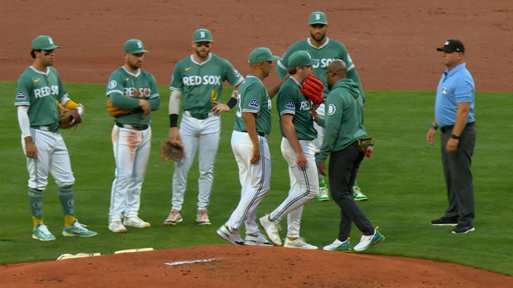Hunter Dobbins leaves with right knee pain