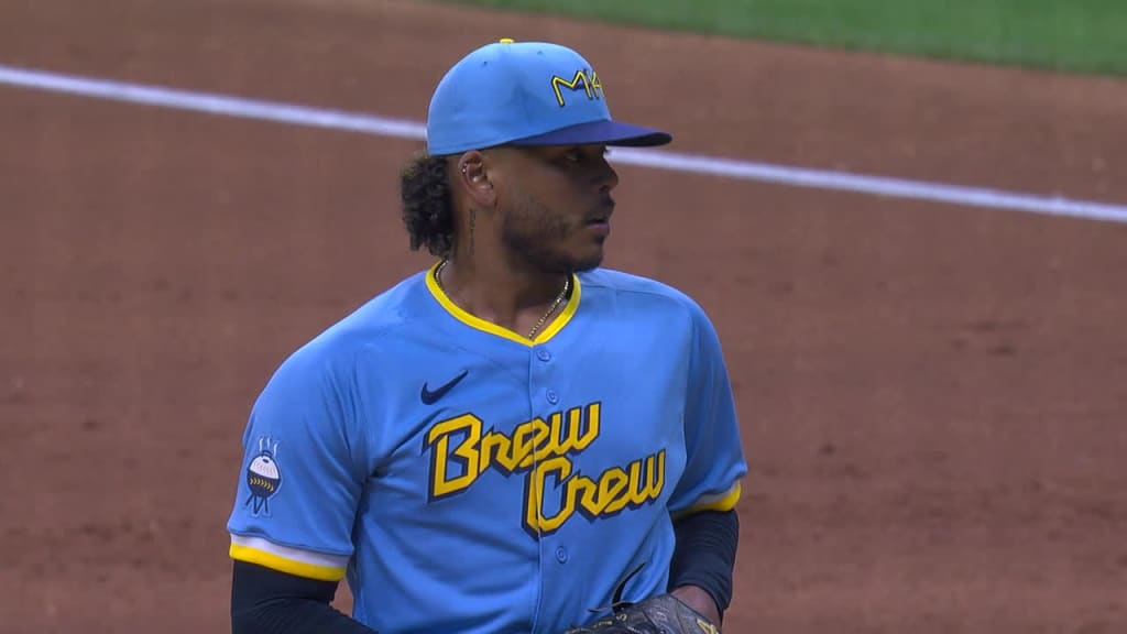 Milwaukee Brewers on X: Freddy gets his first Spring Training
