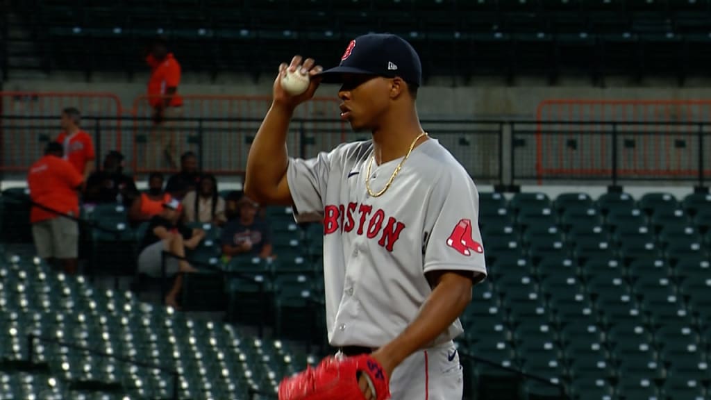 Brayan Bello Autograph Photo Pitch 11×14 - Autographed MLB Photos at  's Sports Collectibles Store