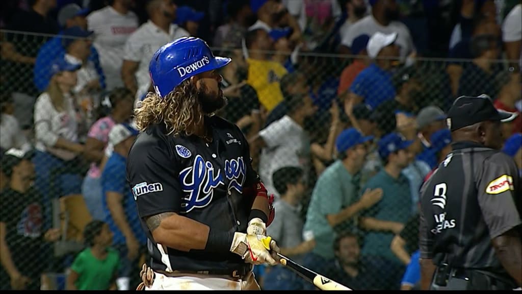 Dominican baseball hits different: Watch Jorge Alfaro stare at a