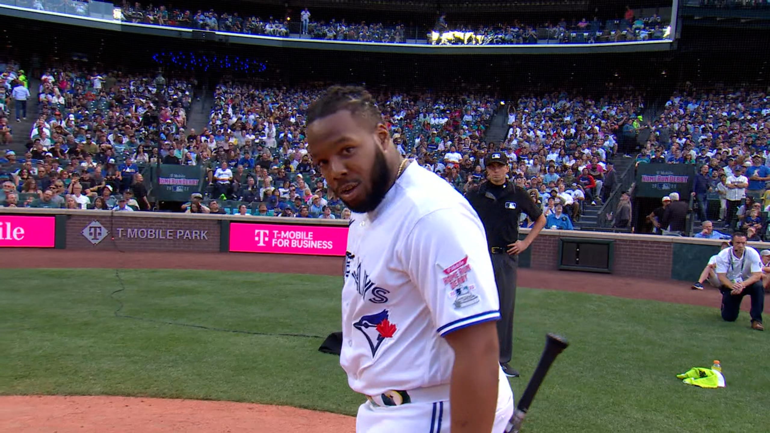 Vladimir Guerrero joins Vladimir Sr. as first father-son Home Run Derby  winners - WHYY