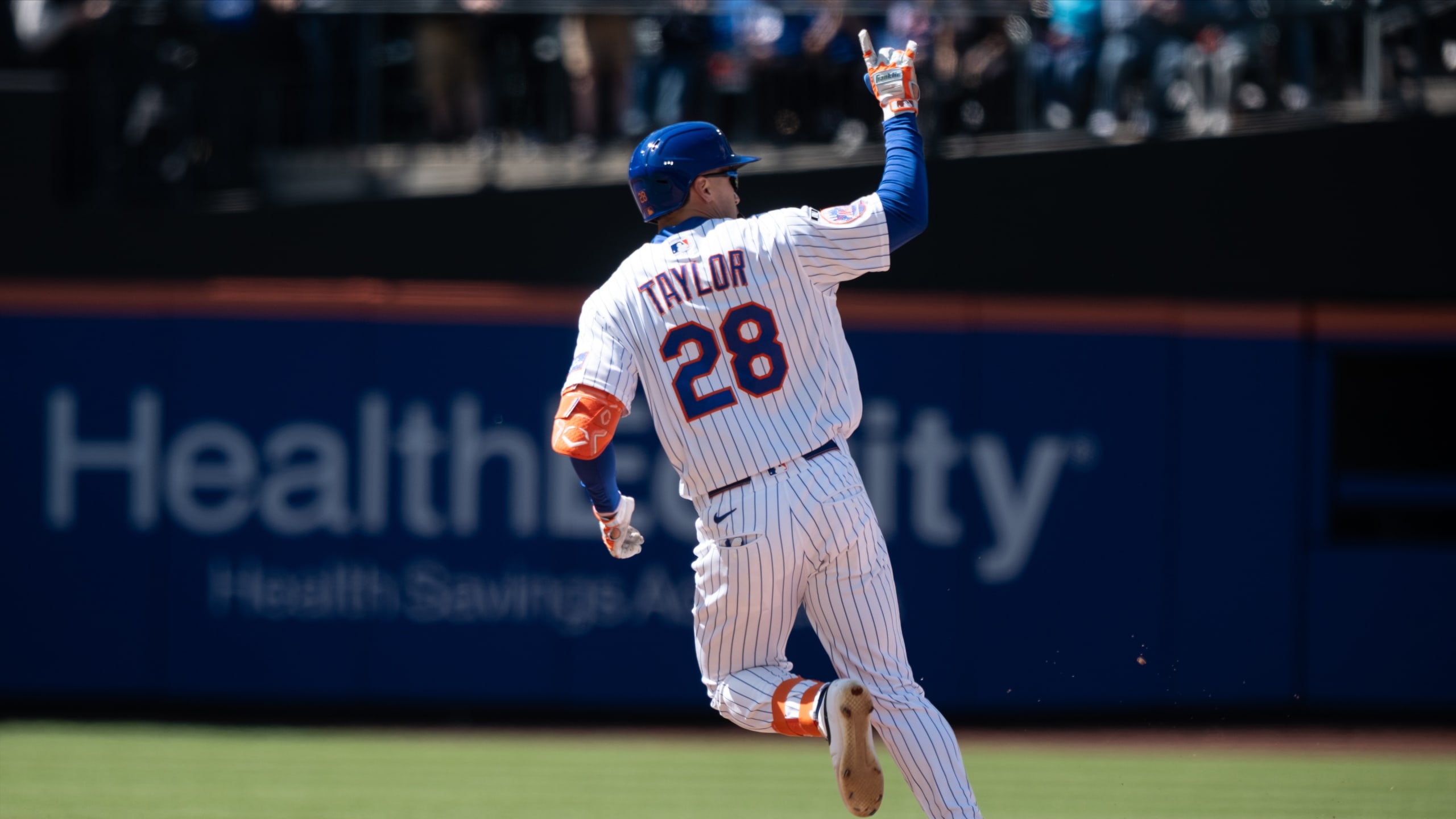 The Colorado Rockies sweep the New York Mets in a Sunday
