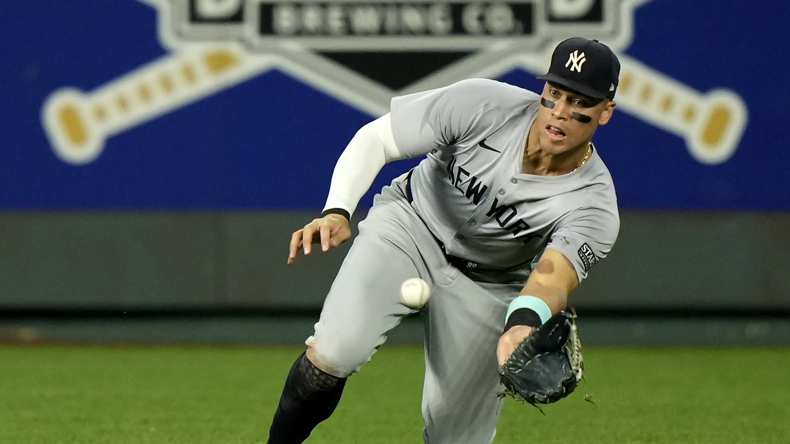 Why Aaron Judge loves center field, Gunnar Henderson's ascent and more MLB  notes - The Athletic