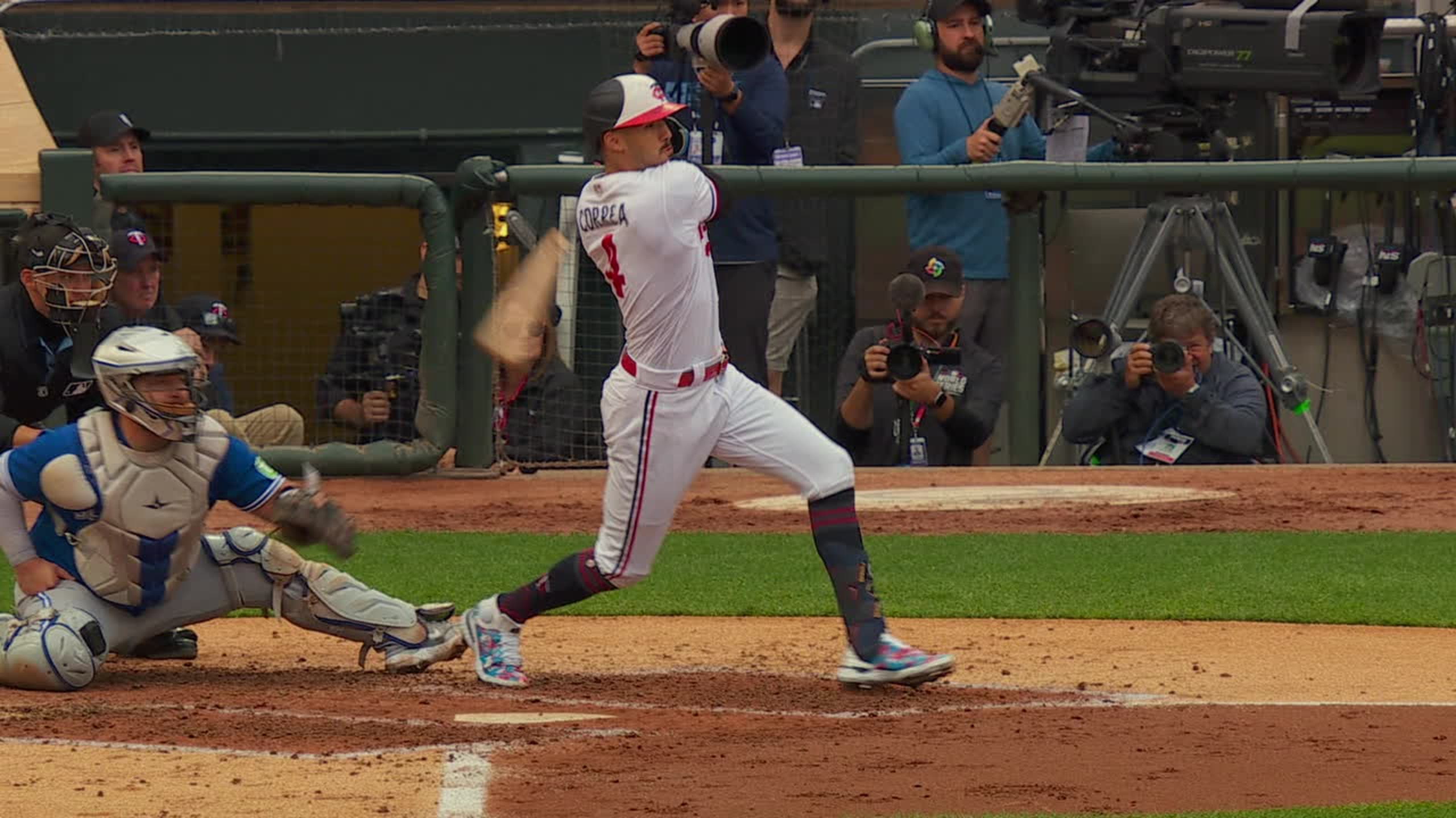 Willi Castro homers twice to propel Twins past Blue Jays