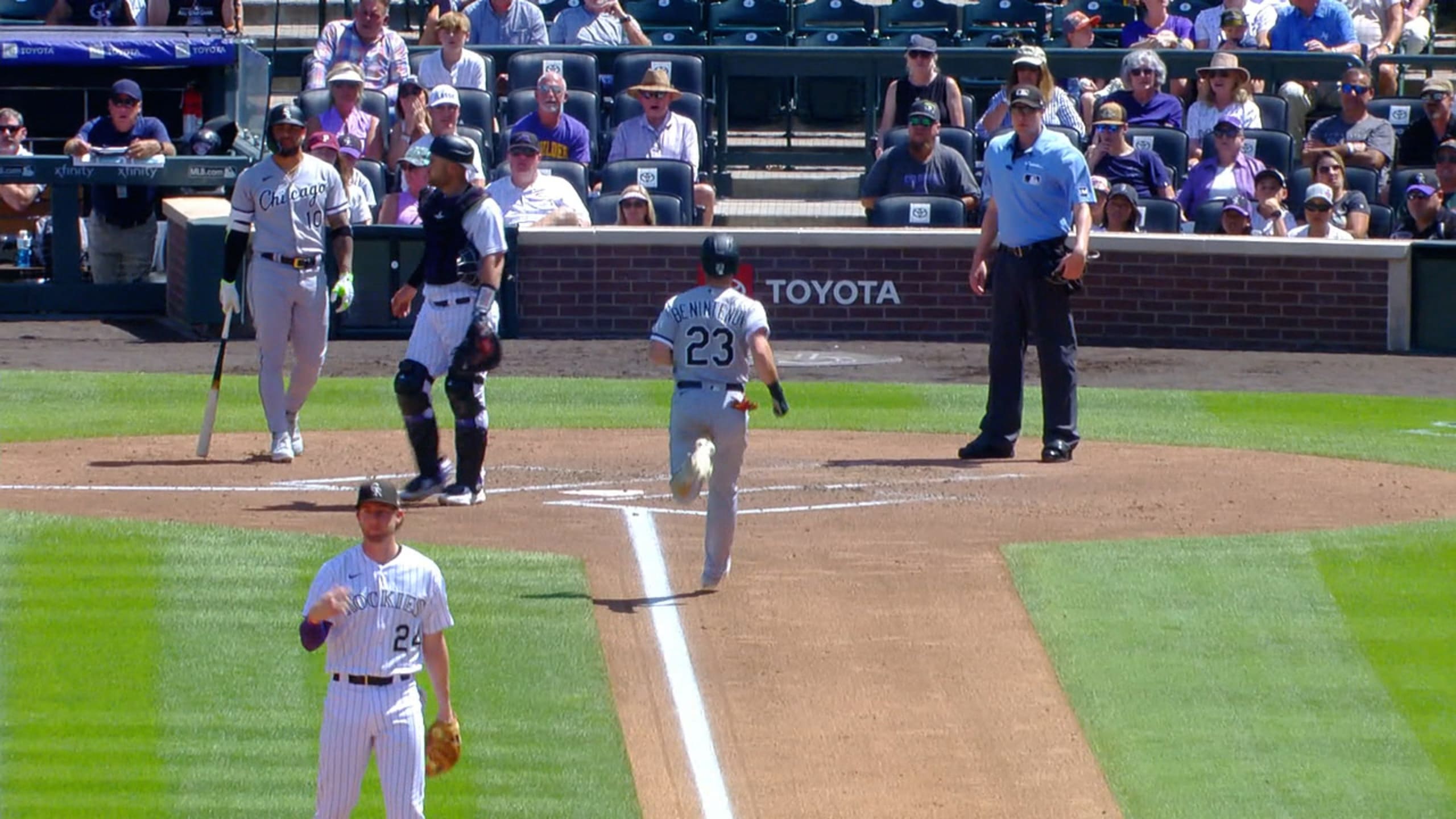 Rockies ground into four double plays, lose 2-1 to White Sox