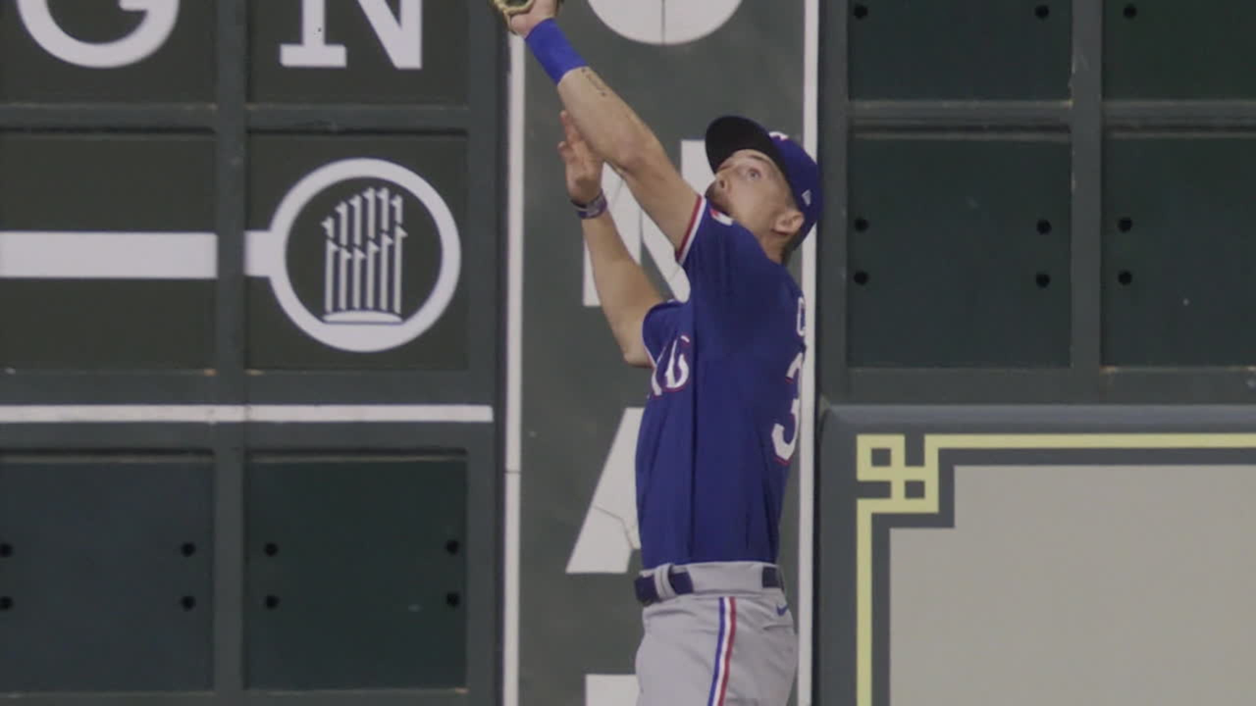 Texas Rangers Rookie Evan Carter Gets First MLB Home Run Ball, Not