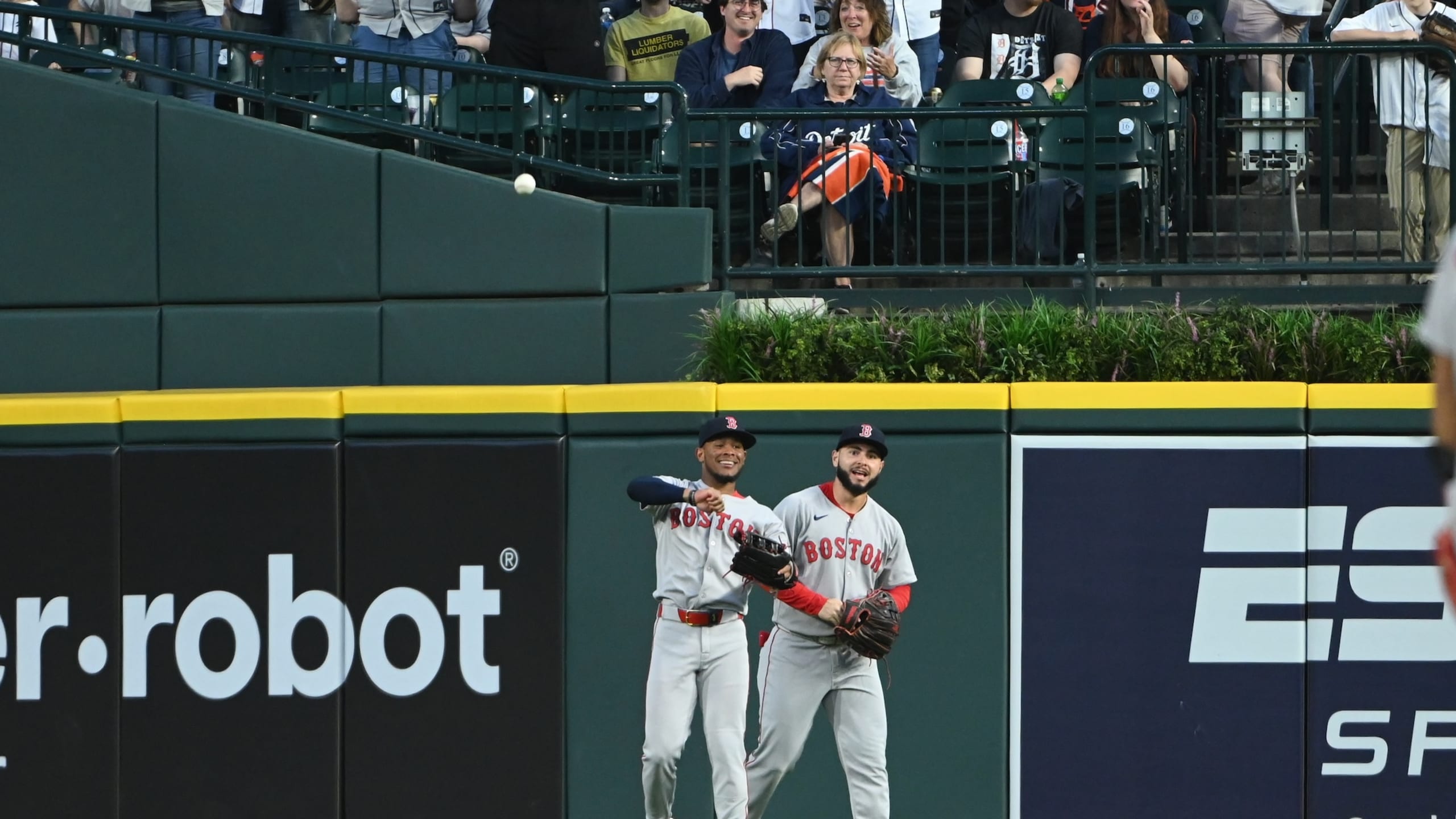 WATCH: Red Sox make unbelievable catch as two outfielders combine to rob  home run vs. Tigers - CBSSports.com