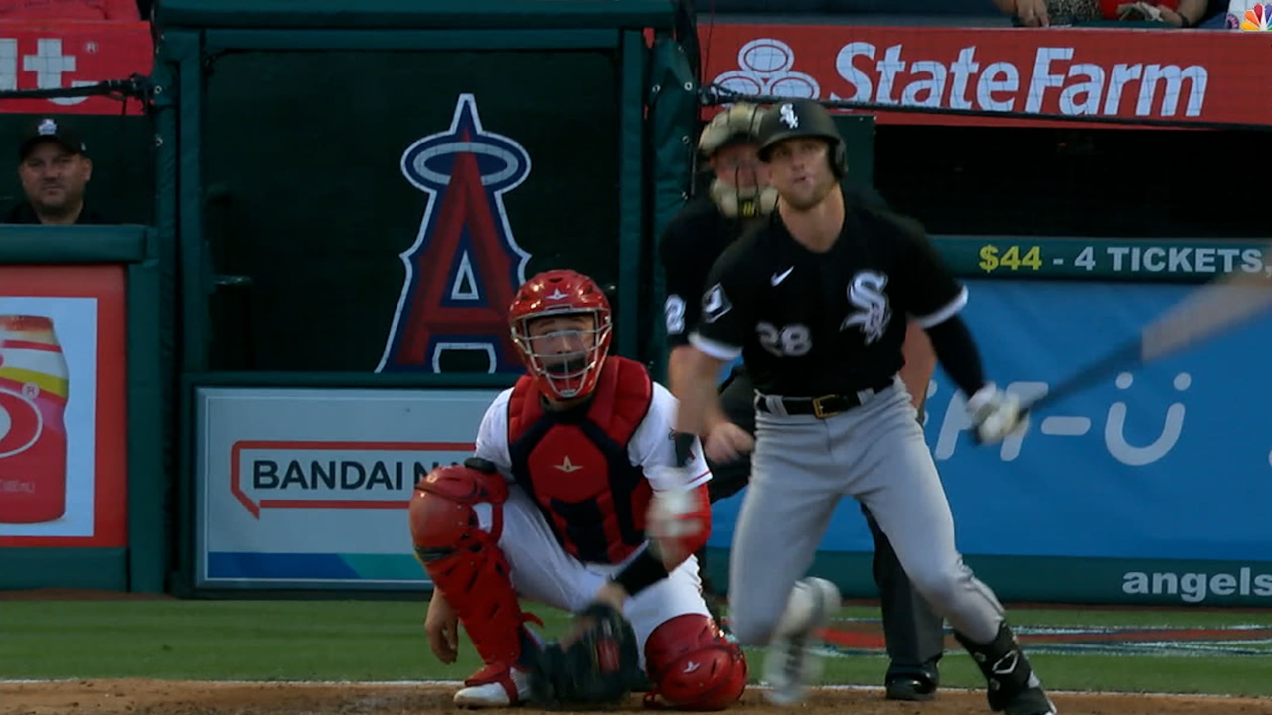 Zavala homers twice, drives in 4 runs as the White Sox beat the Angels 11-5