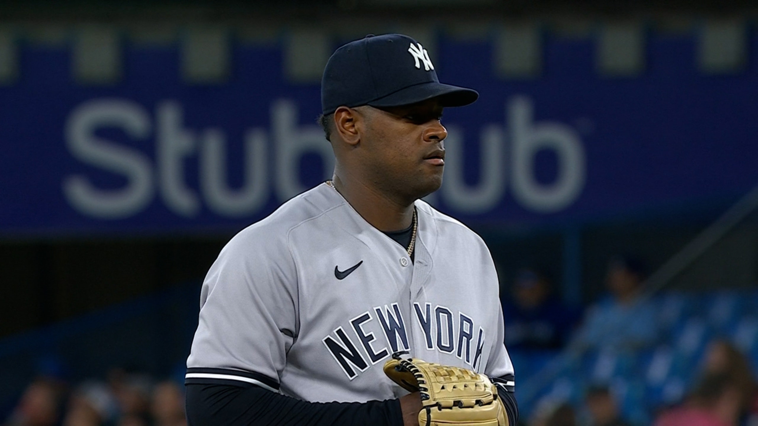 Blue Jays eyeing ex-Yankees veteran as possible outfield reinforcement
