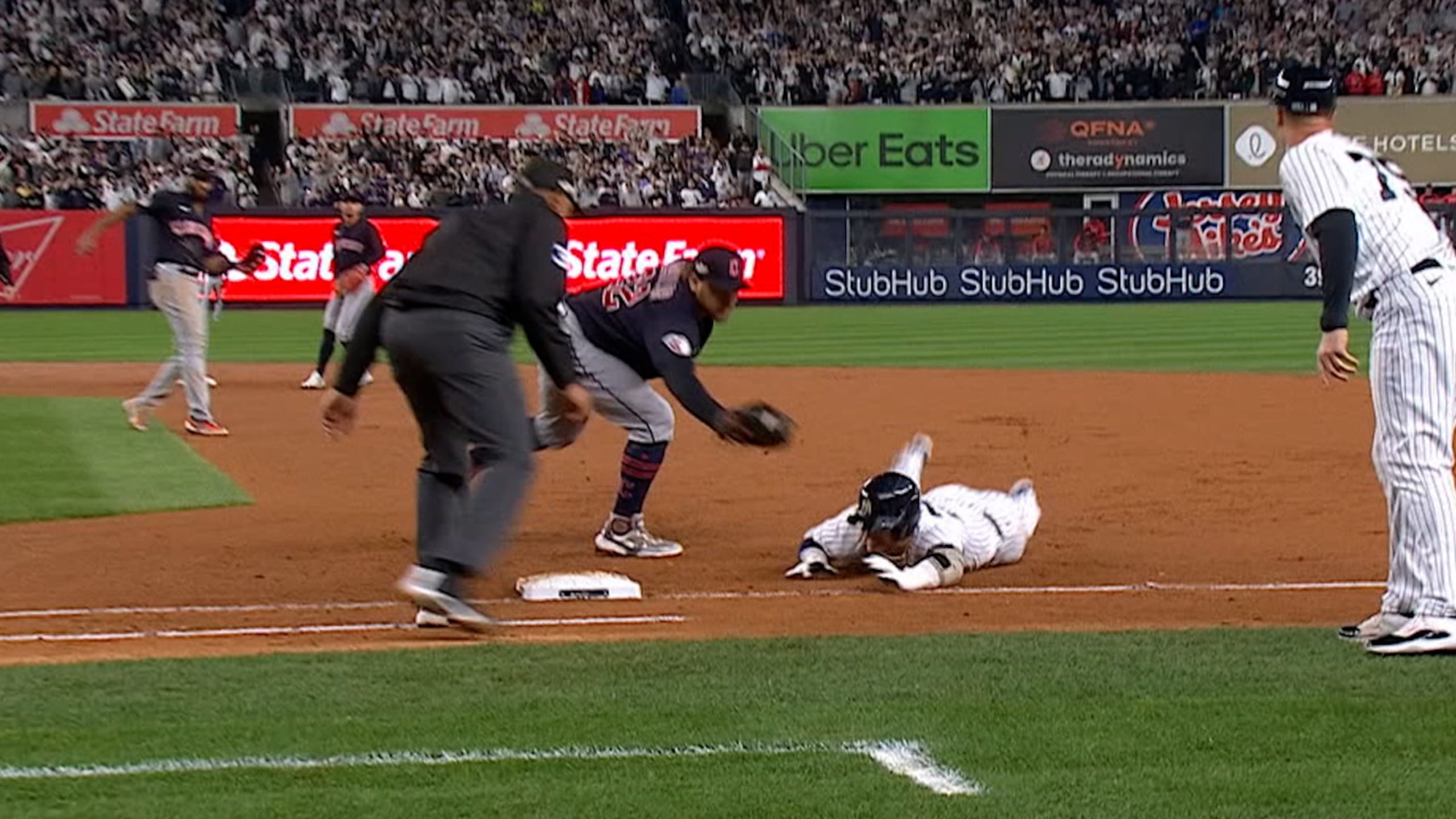 WATCH: Yankees' Josh Donaldson thrown out after thinking he hit