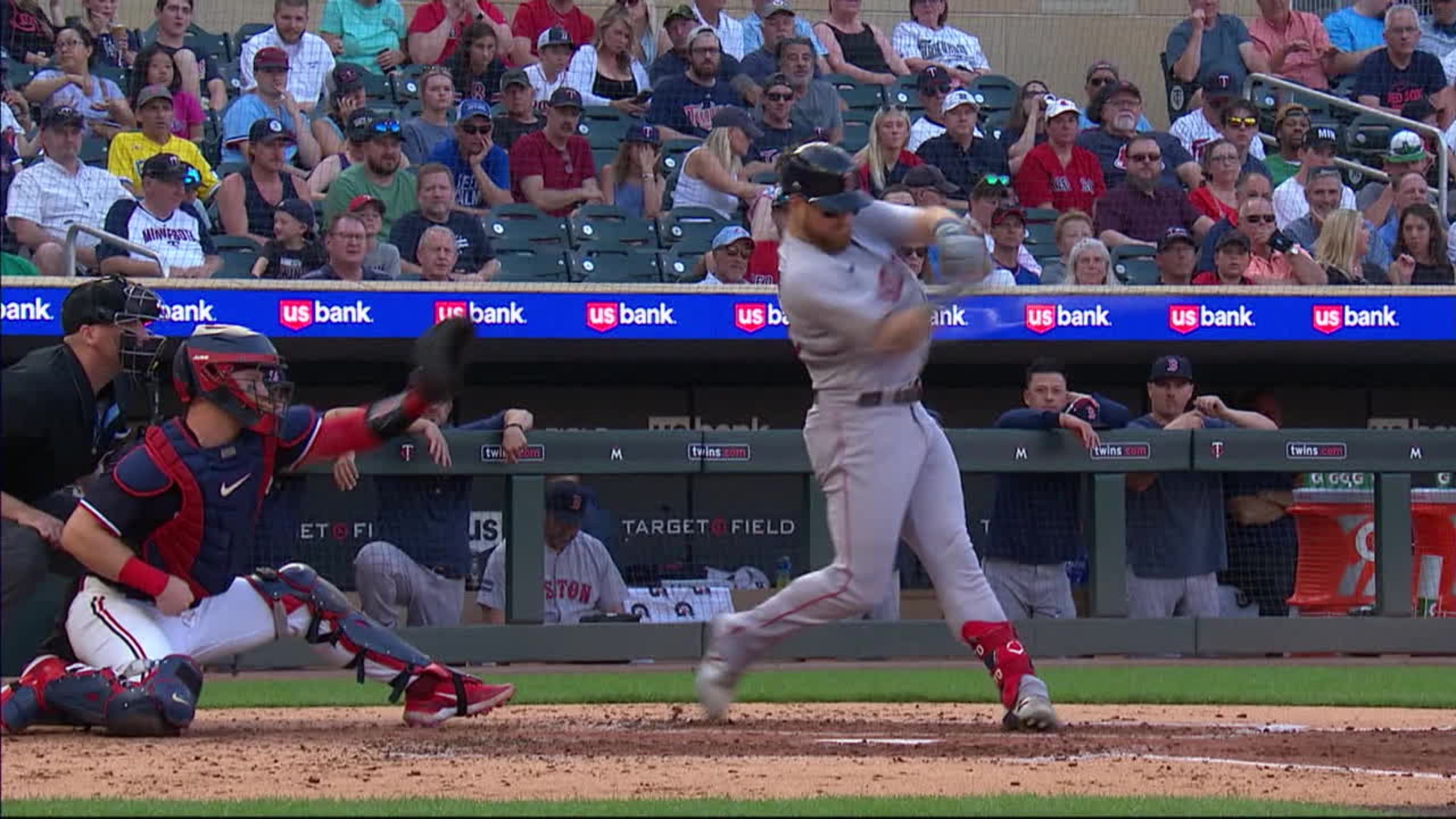 Christian Vázquez comes home to Fenway, this time with the Twins