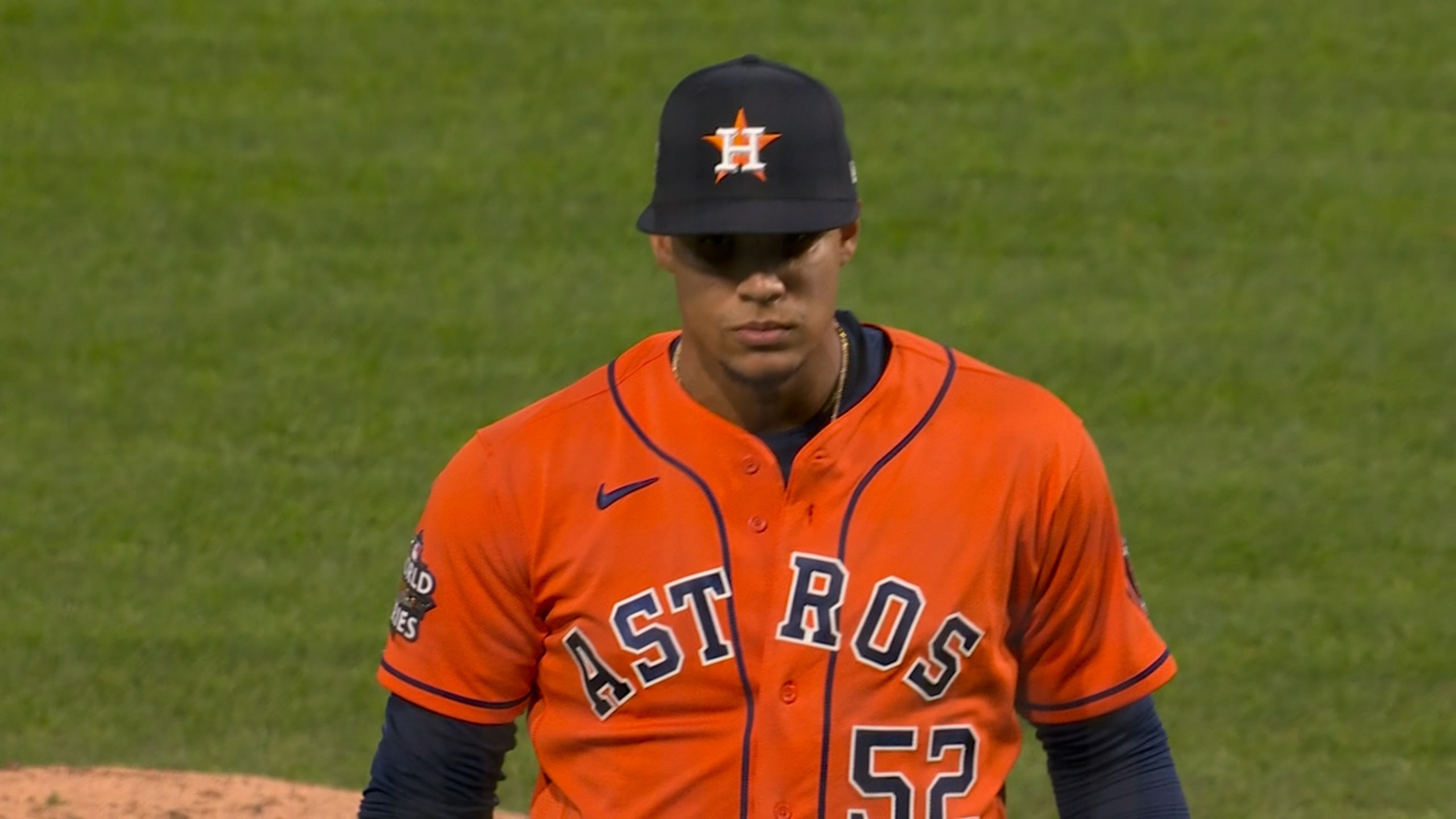 José Abreu first Astro to strike out on pitch-clock violation