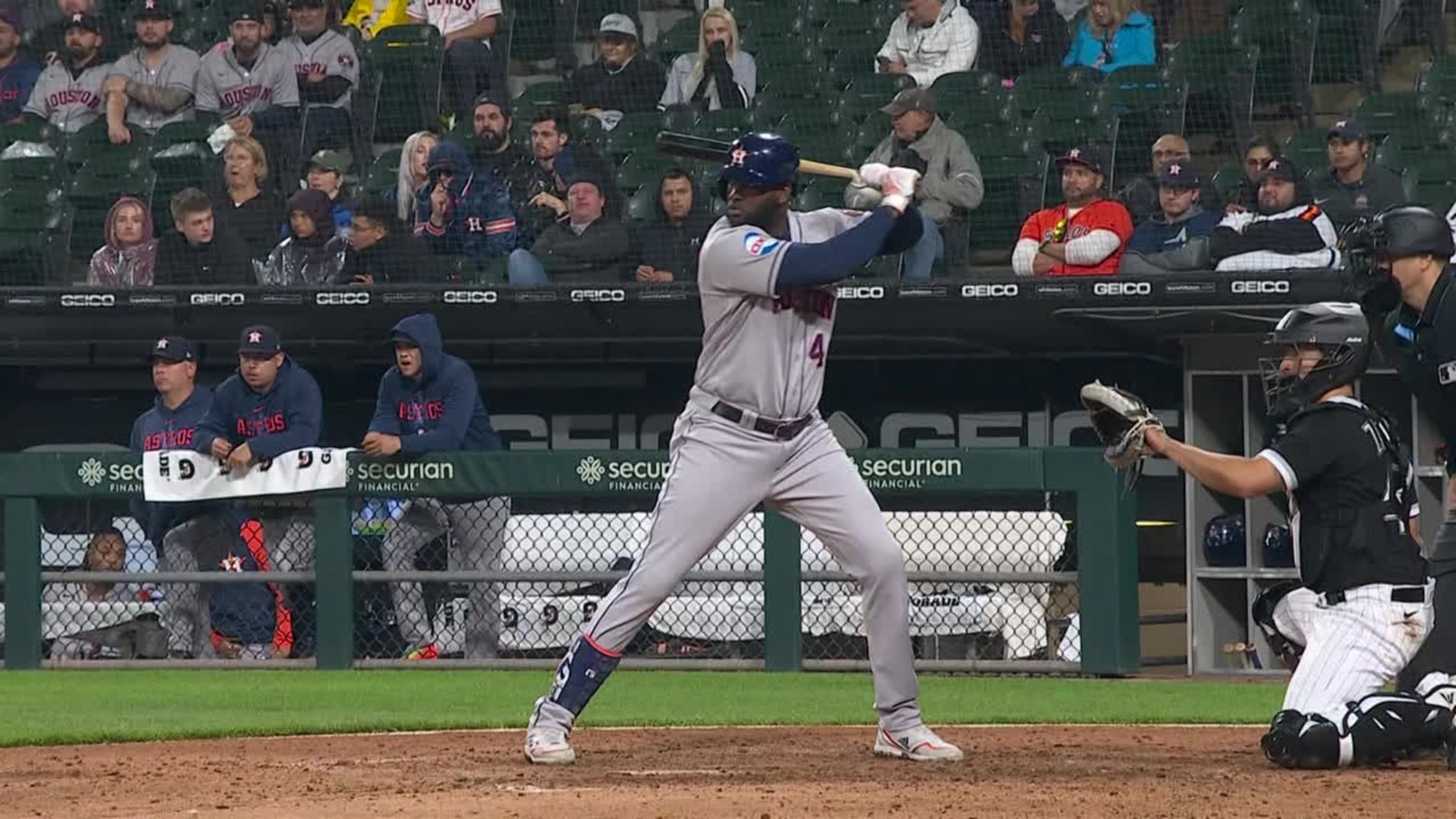 Cubs' Christopher Morel delivers walk-off home run to stun White