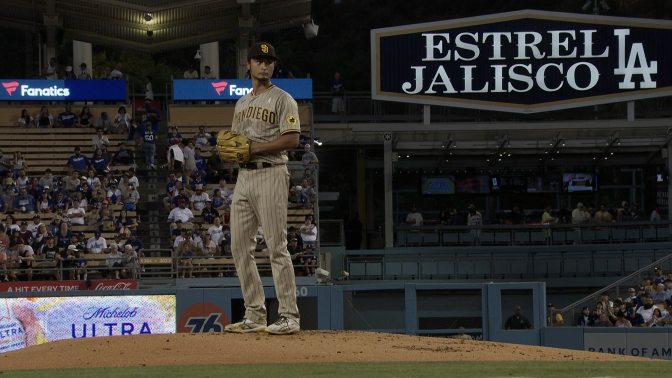 Astros' Garcia tops players for Saturday, Aug. 7; Padres' Darvish tops NL  players — Box-Toppers