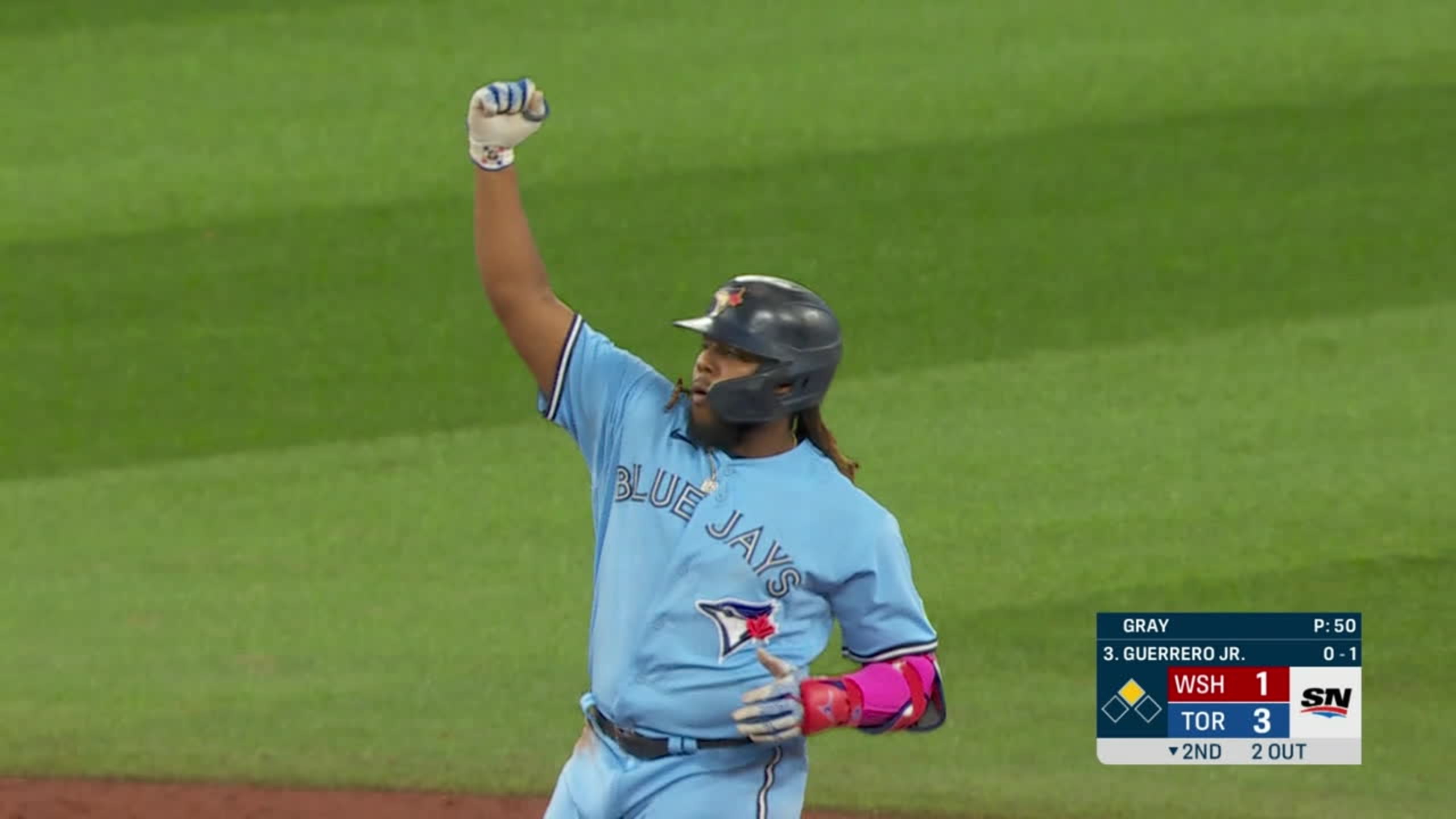 Guerrero Jr. hace historia con uniforme de Toronto — El Nacional