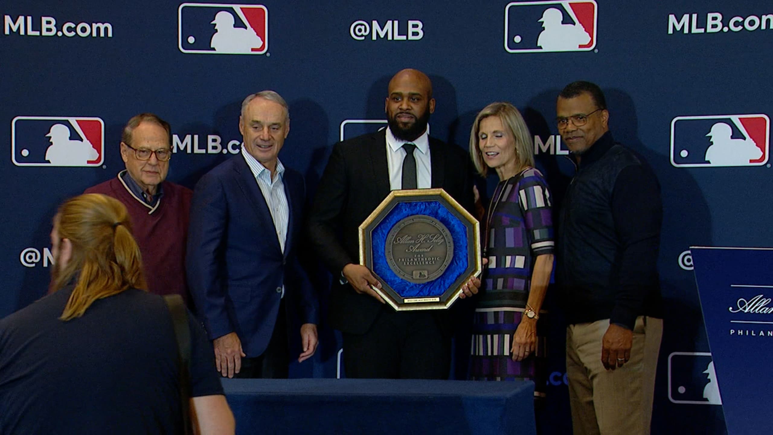 White Sox win 2022 Selig Award
