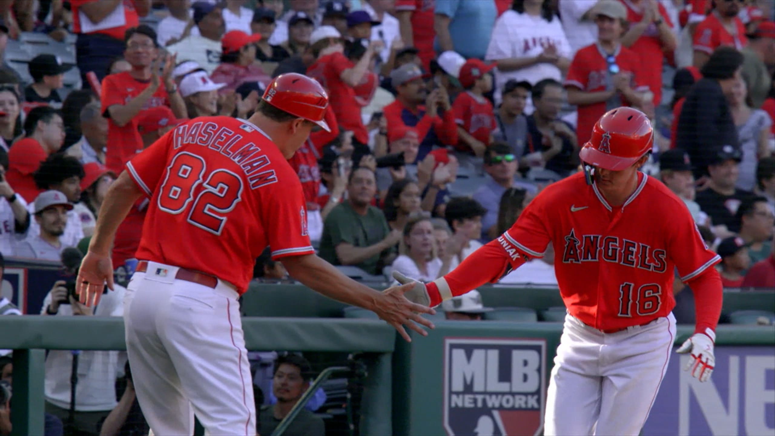 Mickey Moniak homers as Yankees lose another game to Angels